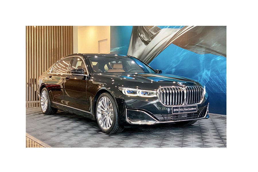 BMW 740Li Pure Excellence (G11, G12)  19- 