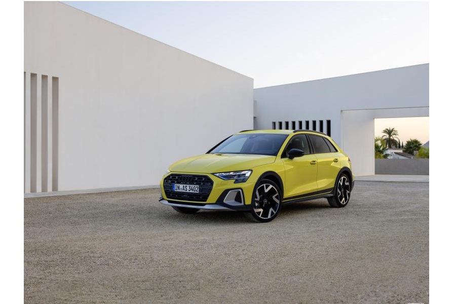 AUDI A3 Allstreet (8YJ) 2024- 