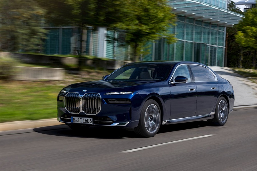BMW 7 (G70) 2022- 