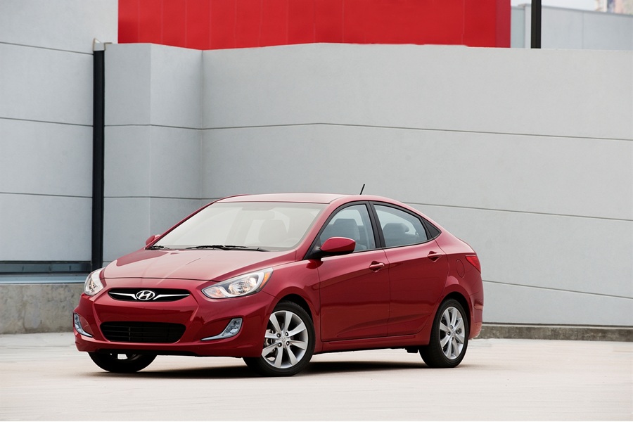 HYUNDAI ACCENT IV Saloon (RB) 2010- 