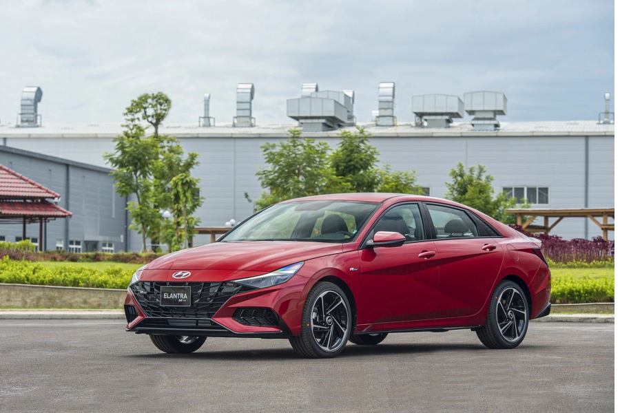 HYUNDAI ELANTRA VII Saloon (CN7) 2022- 